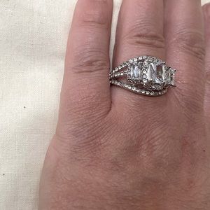 Beautiful Stack of Inspired rings - size 5/6